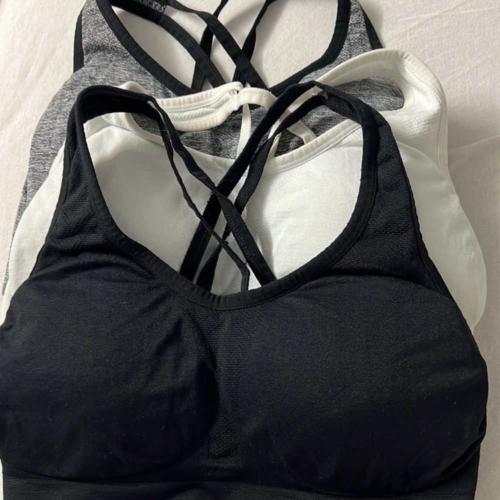 Sports bra